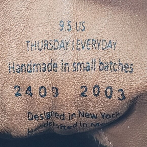 Thursday Boot Co. Duchess Chelsea Women's Brown Leather Ankle Boots US Size 9.5 - Picture 9 of 9